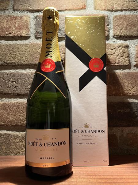 Champagner Frankreich Moët & Chandon 0,75 l Flasche in der Geschenkverpackung 2024