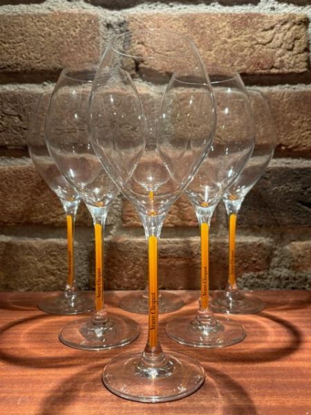 Champagner Frankreich 6x Veuve Clicquot Gläser
